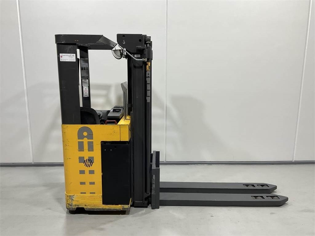 Atlet X/200 STFV SN 320 - 스태커 : 사진 1 Atlet X/200 STFV SN 320 - 스태커 : 사진 1