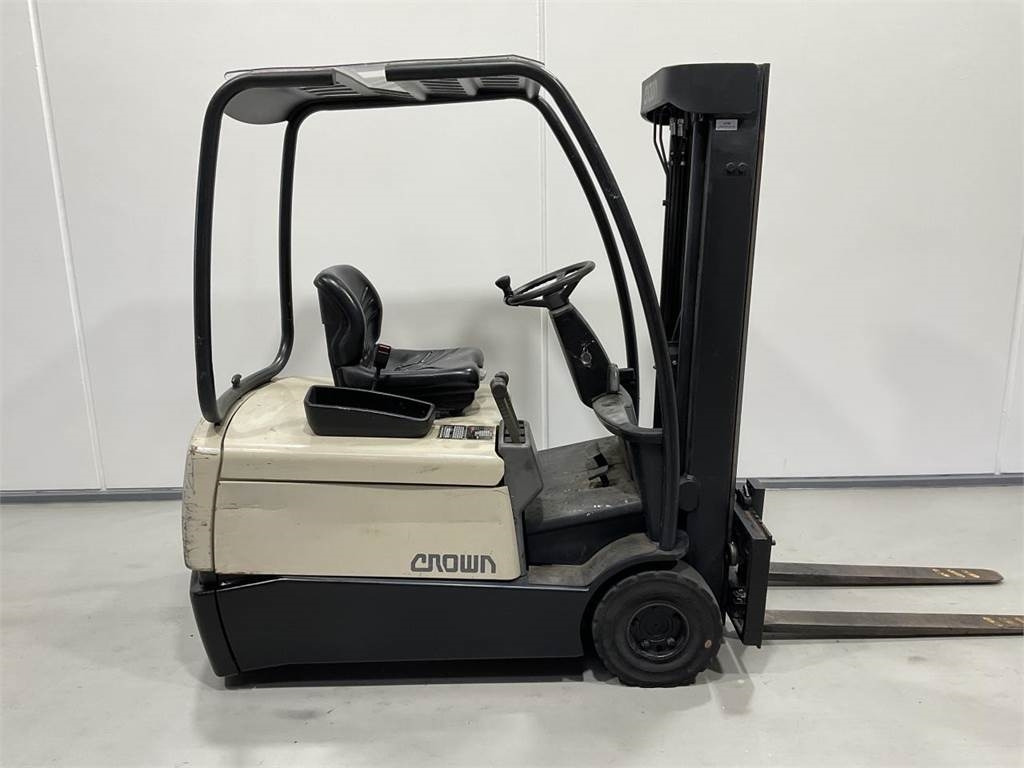 Crown SC3016-1,6 - 전기 지게차 : 사진 1 Crown SC3016-1,6 - 전기 지게차 : 사진 1
