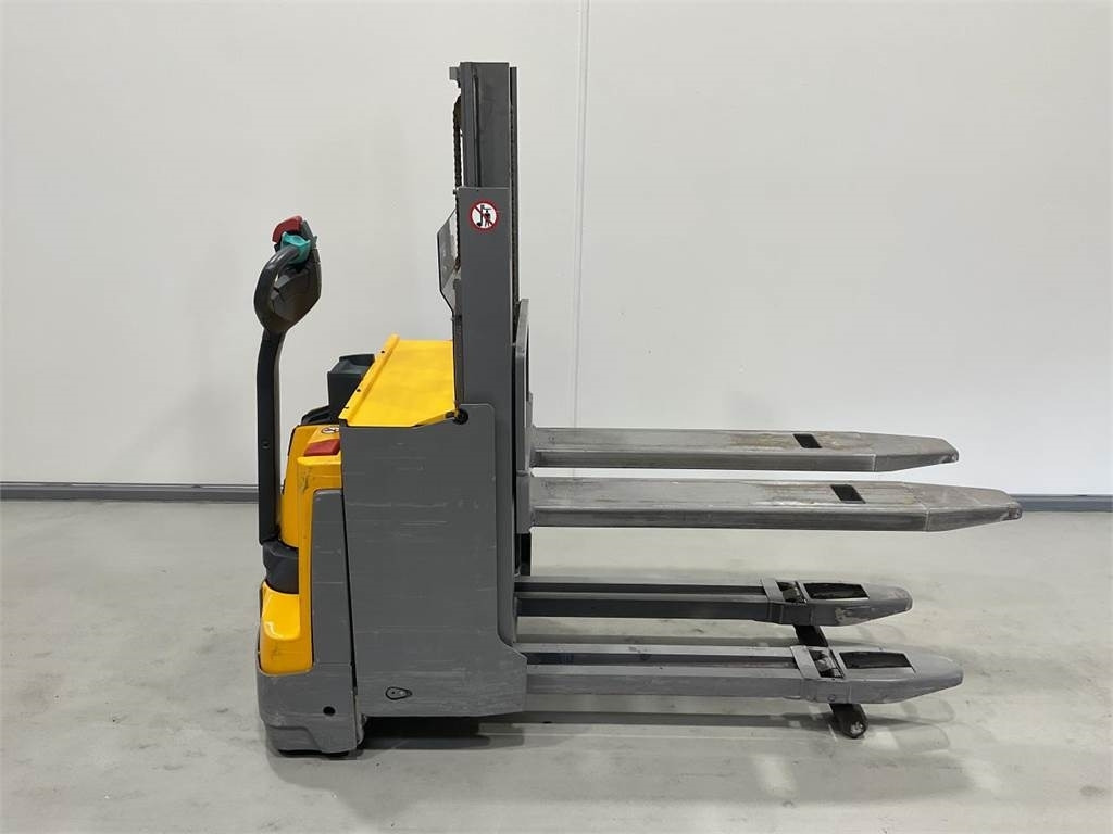 Jungheinrich EJD 118 - 스태커 : 사진 1 Jungheinrich EJD 118 - 스태커 : 사진 1