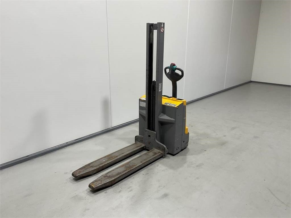 Jungheinrich EMD 118 - 스태커 : 사진 4 Jungheinrich EMD 118 - 스태커 : 사진 4
