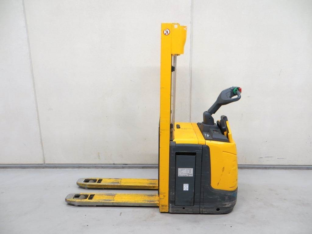 Jungheinrich ERC 212Z - 스태커 : 사진 2 Jungheinrich ERC 212Z - 스태커 : 사진 2