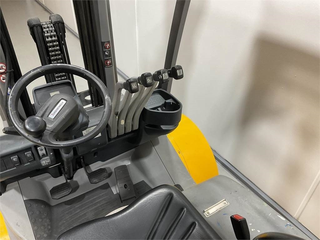 LPG 지게차 Jungheinrich TFG 435 : 사진 6 LPG 지게차 Jungheinrich TFG 435 : 사진 6