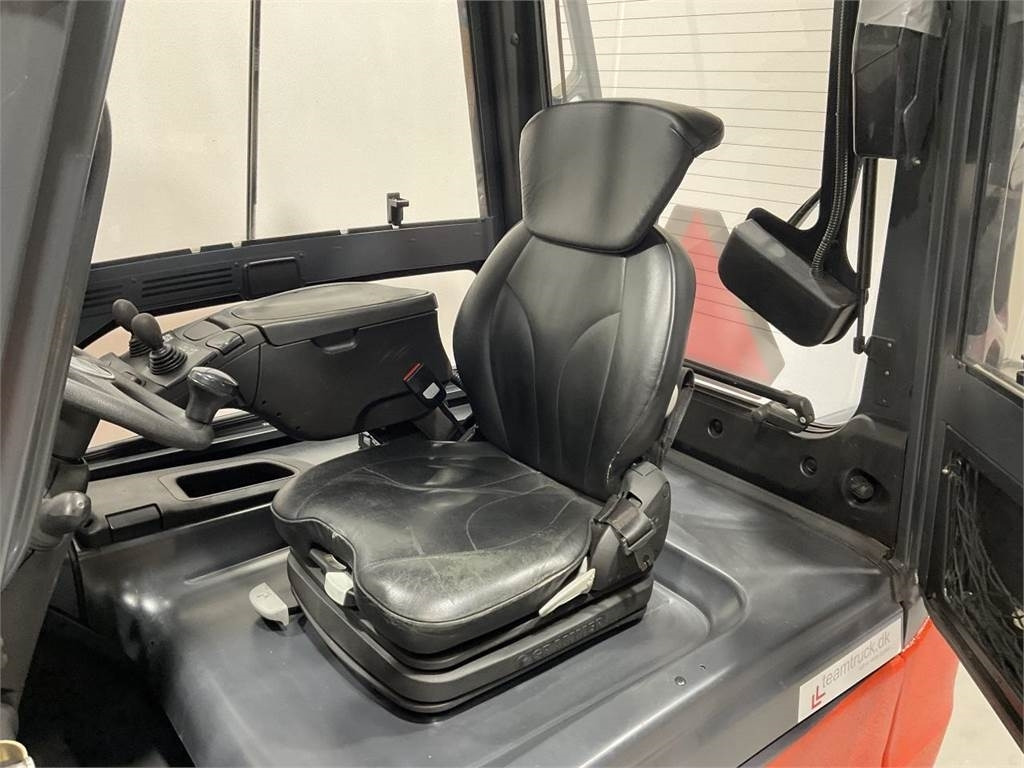 Linde E30/600-02  - 전기 지게차 : 사진 5 Linde E30/600-02  - 전기 지게차 : 사진 5