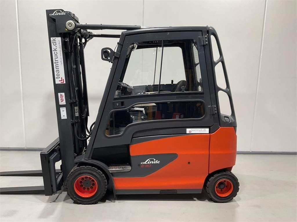Linde E30HL-01/600  - 전기 지게차 : 사진 3 Linde E30HL-01/600  - 전기 지게차 : 사진 3
