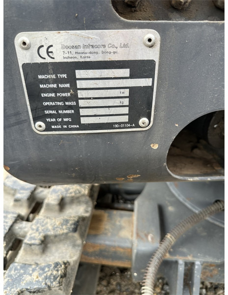 Doosan Slo 18 - 1.8T with bucket packed (Low Hours) - 미니 굴삭기 : 사진 5 Doosan Slo 18 - 1.8T with bucket packed (Low Hours) - 미니 굴삭기 : 사진 5