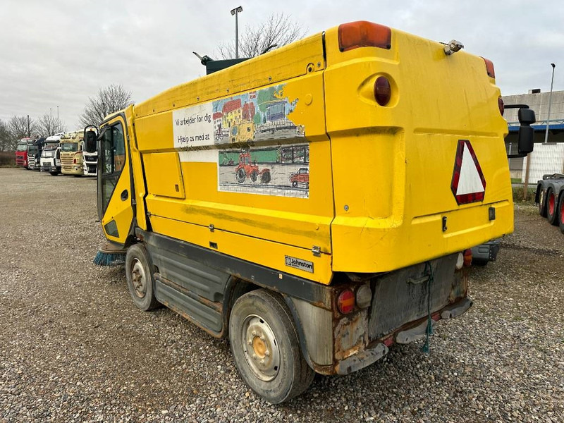 Johnston CN400 - 거리 청소 차량 : 사진 2 Johnston CN400 - 거리 청소 차량 : 사진 2