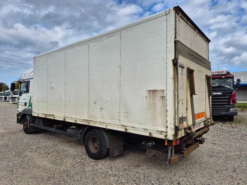MAN TGL 10 / 12.180 4x2 with lift /ramp - 박스 트럭 : 사진 2 MAN TGL 10 / 12.180 4x2 with lift /ramp - 박스 트럭 : 사진 2