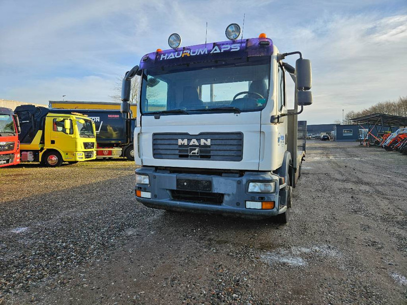 MAN TGM 15.280 // Machinetransport // Autotransporter - 견인 트럭 : 사진 2 MAN TGM 15.280 // Machinetransport // Autotransporter - 견인 트럭 : 사진 2
