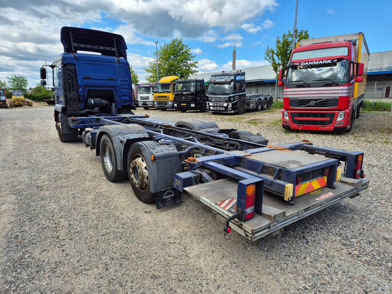 MAN TGM.TGS 26.290 / 6x2/4 // 6 seats // Lift - 컨테이너 운반 장치/ 스와프 보디 트럭 : 사진 4 MAN TGM.TGS 26.290 / 6x2/4 // 6 seats // Lift - 컨테이너 운반 장치/ 스와프 보디 트럭 : 사진 4
