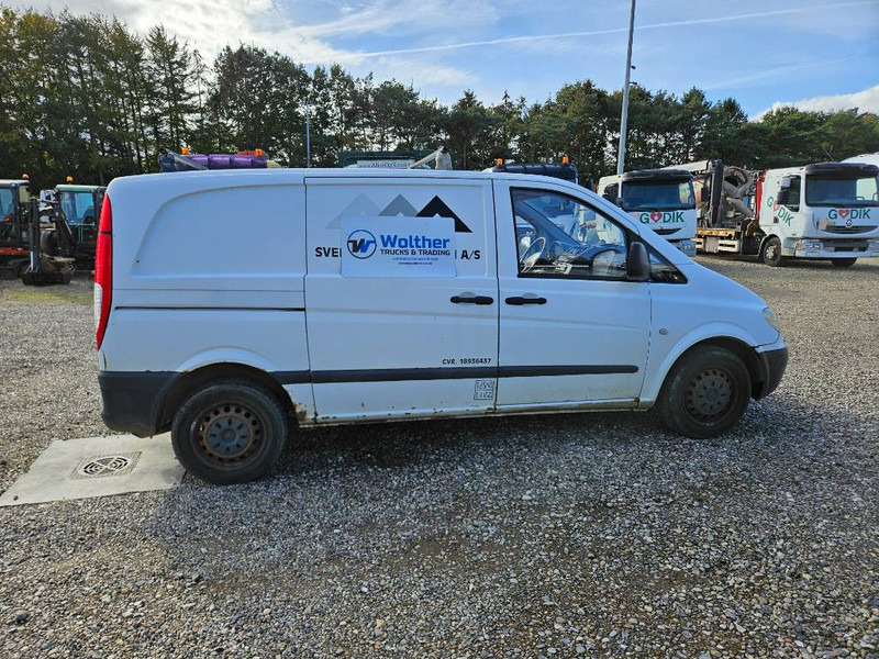 Mercedes-Benz Vito 109 2,2 CDi kort 4d - 소형 밴 : 사진 4 Mercedes-Benz Vito 109 2,2 CDi kort 4d - 소형 밴 : 사진 4