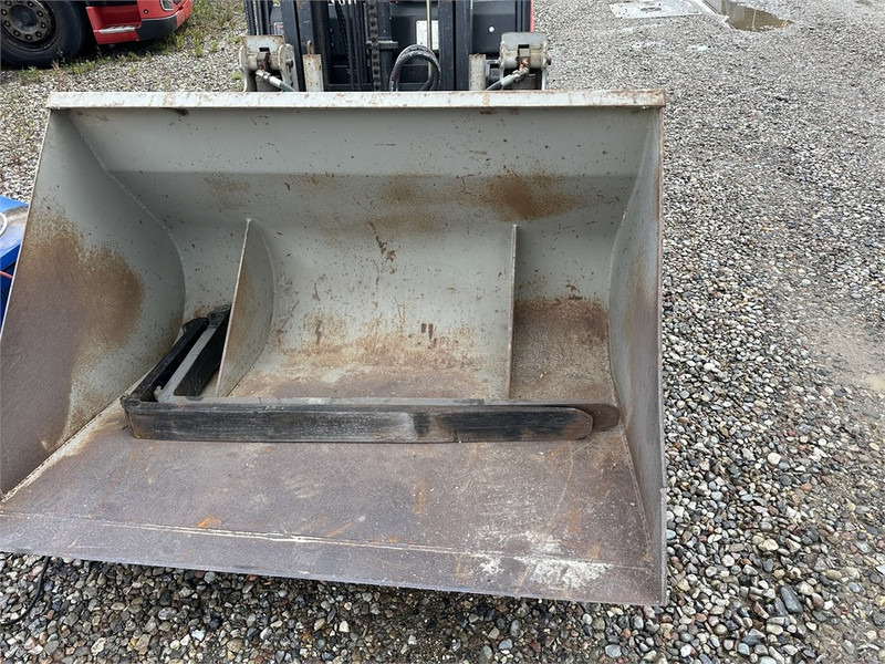 NP A18 truck with shovel and forks - 전기 지게차 : 사진 3 NP A18 truck with shovel and forks - 전기 지게차 : 사진 3