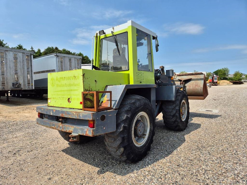 O & K L15 With bucket and quickshift - 휠 로더 : 사진 5 O & K L15 With bucket and quickshift - 휠 로더 : 사진 5