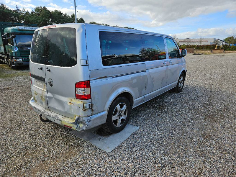 Volkswagen Caravelle 2,5 TDi 130 lang 10prs 5d - 소형 버스, 승합차 : 사진 4 Volkswagen Caravelle 2,5 TDi 130 lang 10prs 5d - 소형 버스, 승합차 : 사진 4