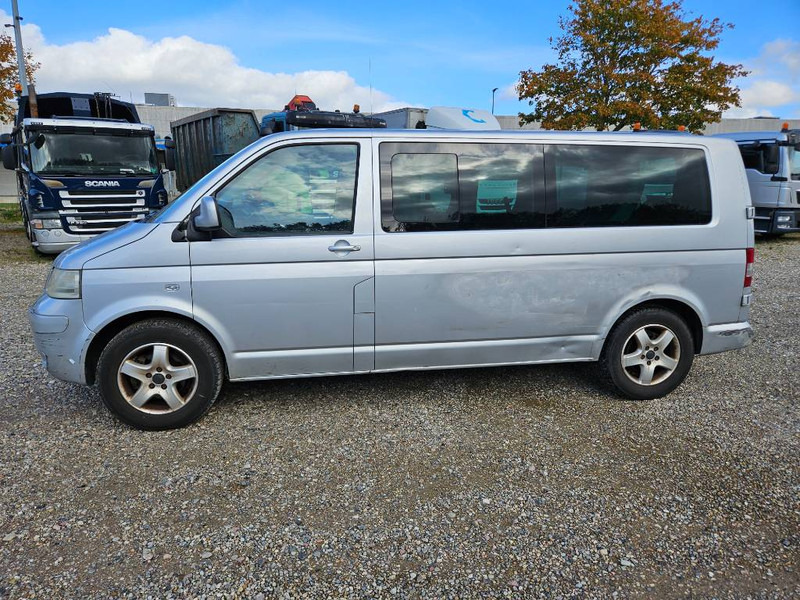 Volkswagen Caravelle 2,5 TDi 130 lang 10prs 5d - 소형 버스, 승합차 : 사진 2 Volkswagen Caravelle 2,5 TDi 130 lang 10prs 5d - 소형 버스, 승합차 : 사진 2