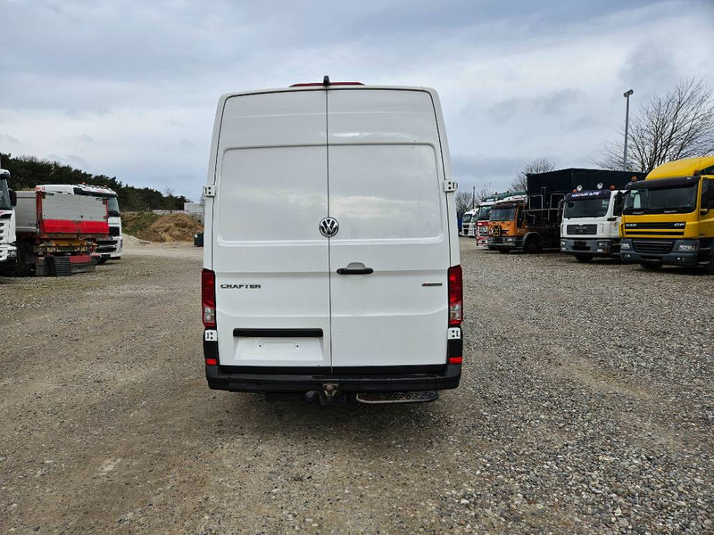 Volkswagen Crafter 35 // 4 motion // AUT // 5 Doors - 패널 밴 : 사진 4 Volkswagen Crafter 35 // 4 motion // AUT // 5 Doors - 패널 밴 : 사진 4