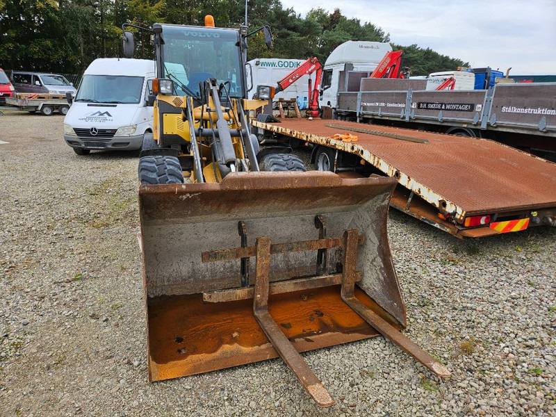 Volvo L 20 B - P//Forks + Bucket // - 휠 로더 : 사진 2 Volvo L 20 B - P//Forks + Bucket // - 휠 로더 : 사진 2