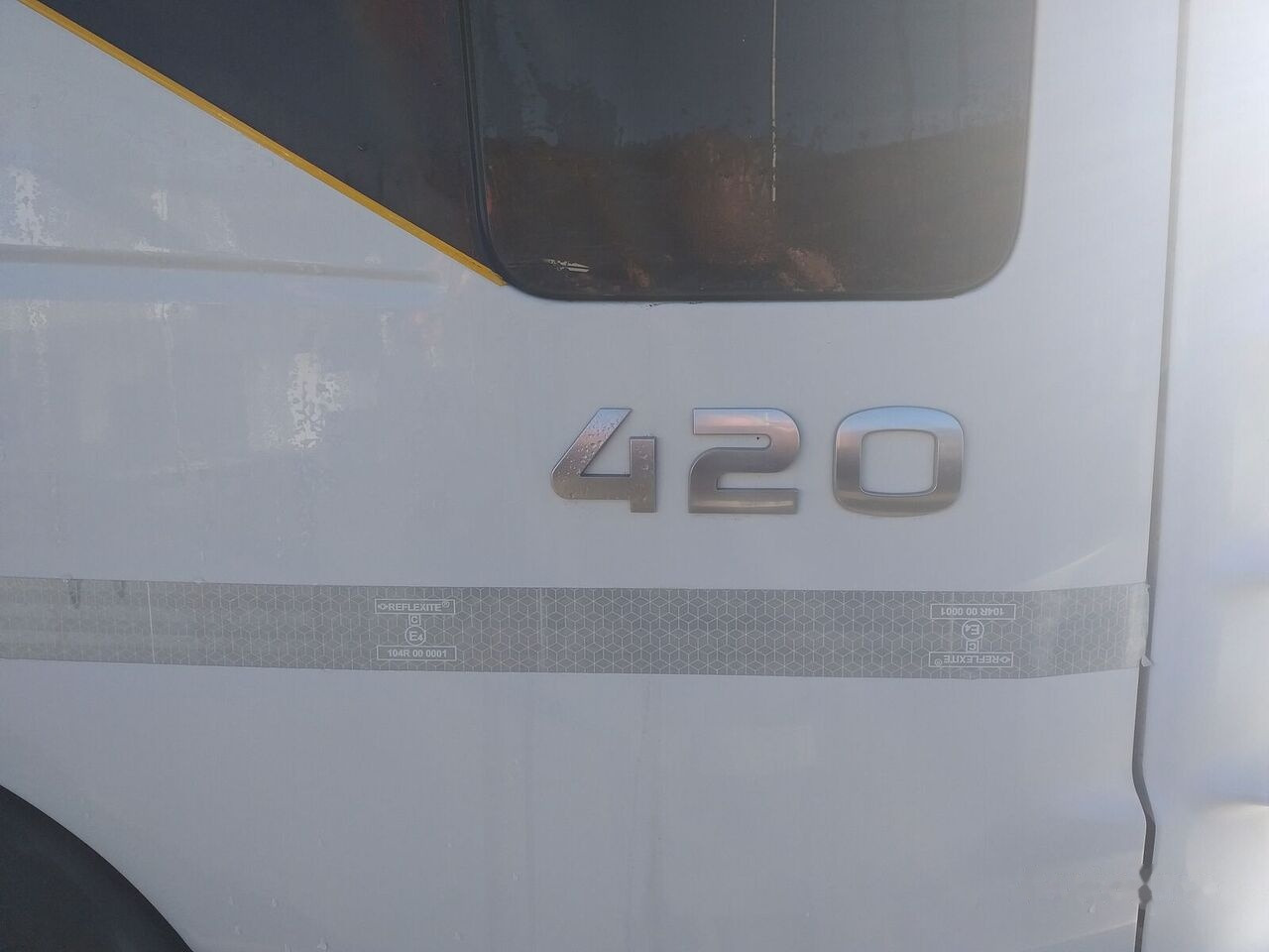 IVECO STRALIS AT260S42Y/PS - 후크 리프트 트럭 : 사진 3 IVECO STRALIS AT260S42Y/PS - 후크 리프트 트럭 : 사진 3