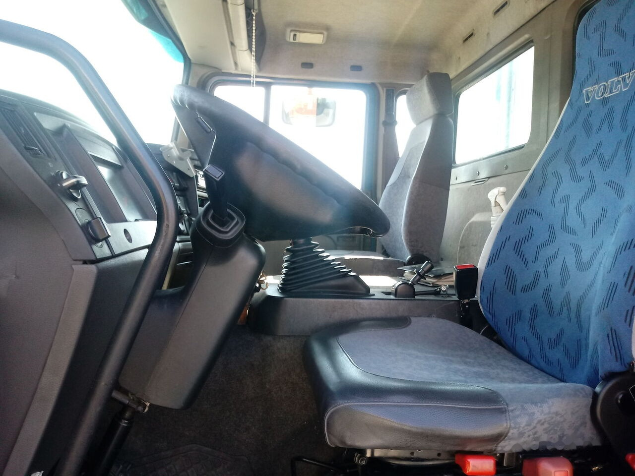 박스 트럭 Volvo FL6.250 : 사진 8