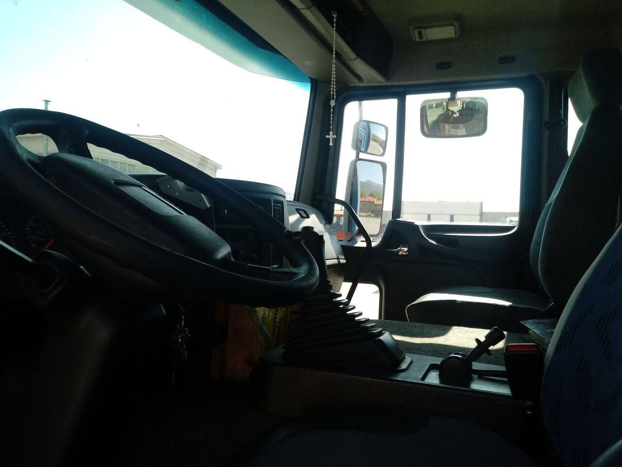 박스 트럭 Volvo FL6.250 : 사진 9