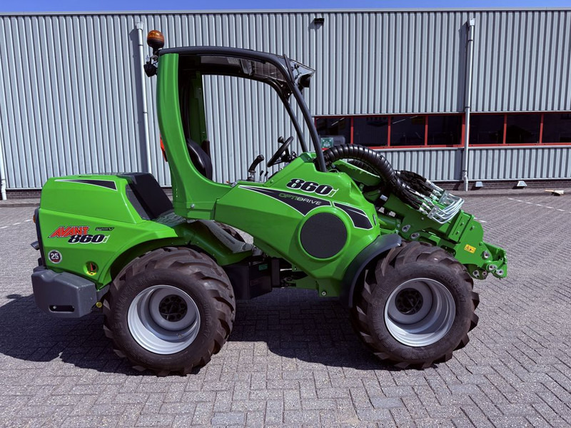 Avant 860i TDL + 1900kg 3.5 mtr 30km/h - 휠 로더 : 사진 4 Avant 860i TDL + 1900kg 3.5 mtr 30km/h - 휠 로더 : 사진 4