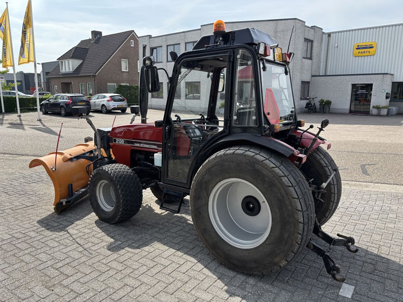 Case IH 2130 - 장궤형 트랙터 : 사진 2 Case IH 2130 - 장궤형 트랙터 : 사진 2
