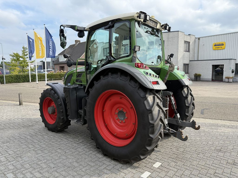 Fendt 513 Vario Power - 장궤형 트랙터 : 사진 2 Fendt 513 Vario Power - 장궤형 트랙터 : 사진 2