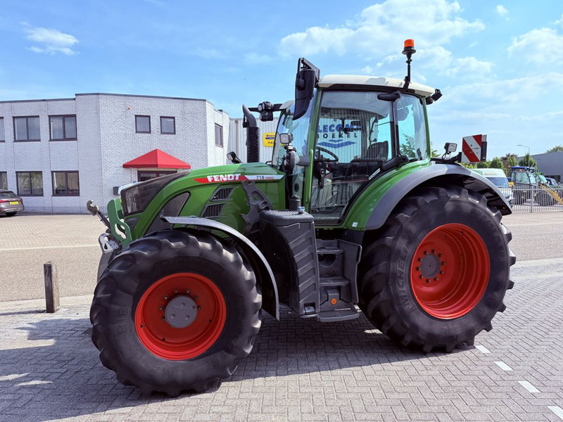 Fendt 718 Vario PowerPlus ONE - 장궤형 트랙터 : 사진 1 Fendt 718 Vario PowerPlus ONE - 장궤형 트랙터 : 사진 1