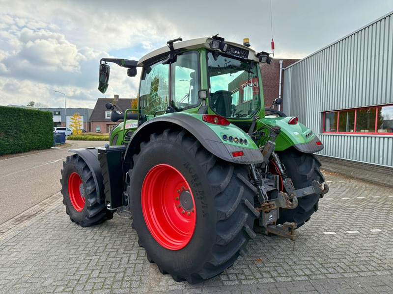 Fendt 720 S4 Vario PowerPlus - 장궤형 트랙터 : 사진 2 Fendt 720 S4 Vario PowerPlus - 장궤형 트랙터 : 사진 2
