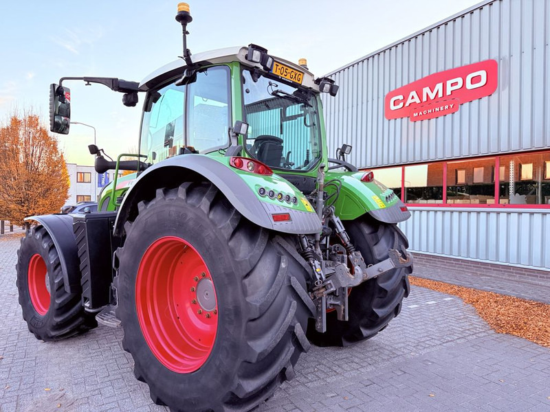 Fendt 724 S4 Profi Plus - 장궤형 트랙터 : 사진 2 Fendt 724 S4 Profi Plus - 장궤형 트랙터 : 사진 2