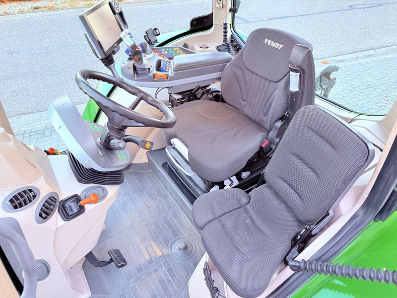 Fendt 724 S4 Profi Plus - 장궤형 트랙터 : 사진 5 Fendt 724 S4 Profi Plus - 장궤형 트랙터 : 사진 5