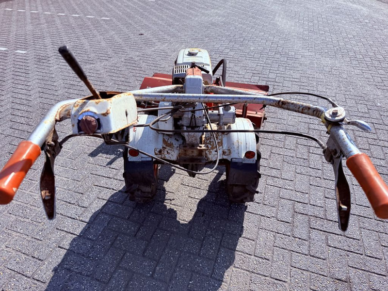 Honda F800 Veegmachine - 거리 청소 차량 : 사진 3 Honda F800 Veegmachine - 거리 청소 차량 : 사진 3