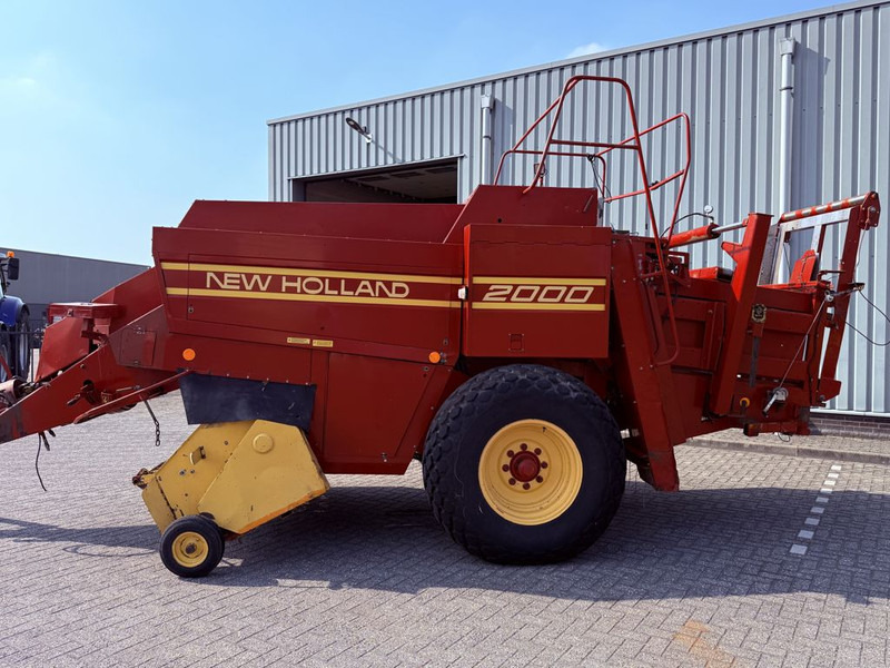 New Holland D2000 Big Baler - 정사각 베일러 : 사진 5 New Holland D2000 Big Baler - 정사각 베일러 : 사진 5