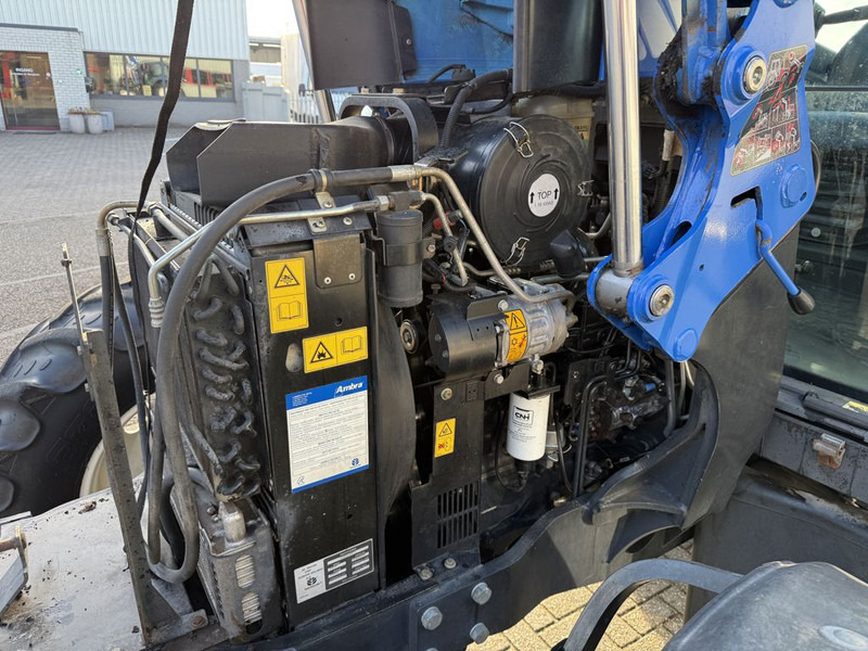 장궤형 트랙터 New Holland T6010 Plus + 750TL Voorlader : 사진 16 장궤형 트랙터 New Holland T6010 Plus + 750TL Voorlader : 사진 16