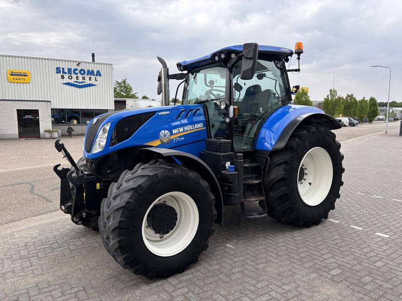 New Holland T7.245 AC STAGE V - 장궤형 트랙터 : 사진 1 New Holland T7.245 AC STAGE V - 장궤형 트랙터 : 사진 1