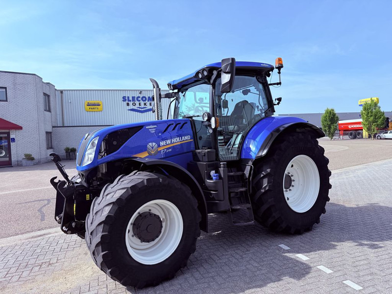 New Holland T7.245 AC STAGE V - 장궤형 트랙터 : 사진 5 New Holland T7.245 AC STAGE V - 장궤형 트랙터 : 사진 5