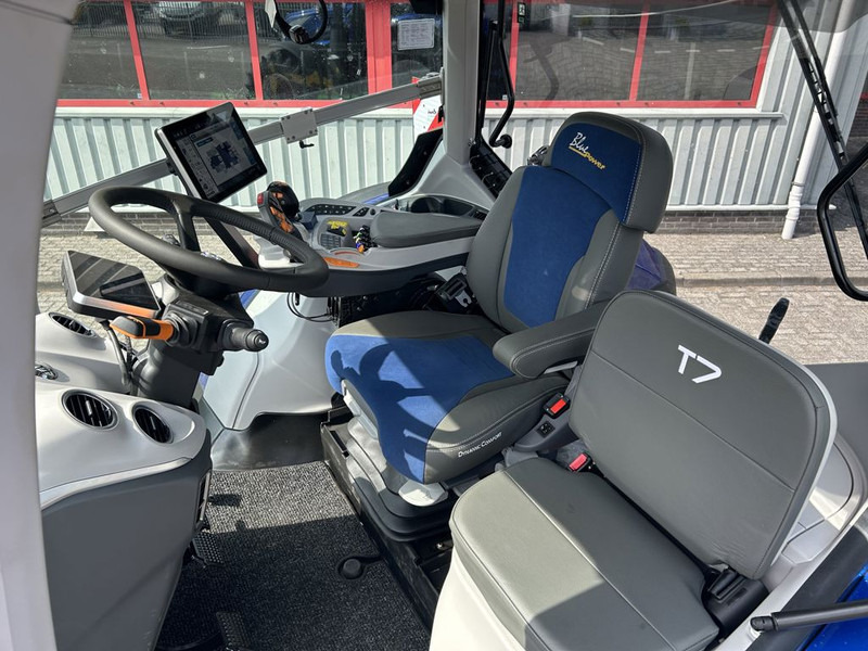 New Holland T7.300 AC New Gen Blue Power DEMO - 장궤형 트랙터 : 사진 5 New Holland T7.300 AC New Gen Blue Power DEMO - 장궤형 트랙터 : 사진 5
