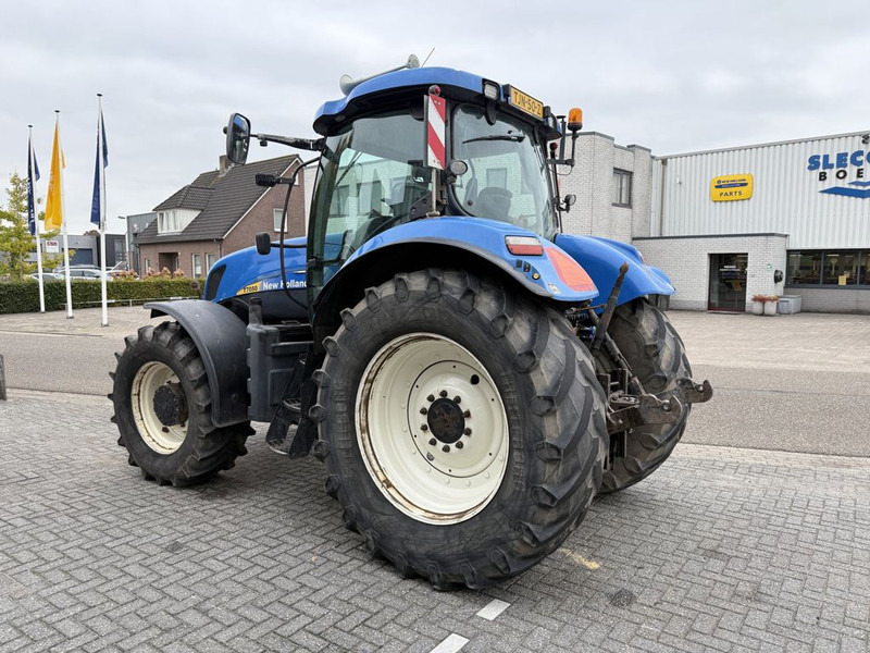 New Holland T7050 Power Command - 장궤형 트랙터 : 사진 2 New Holland T7050 Power Command - 장궤형 트랙터 : 사진 2