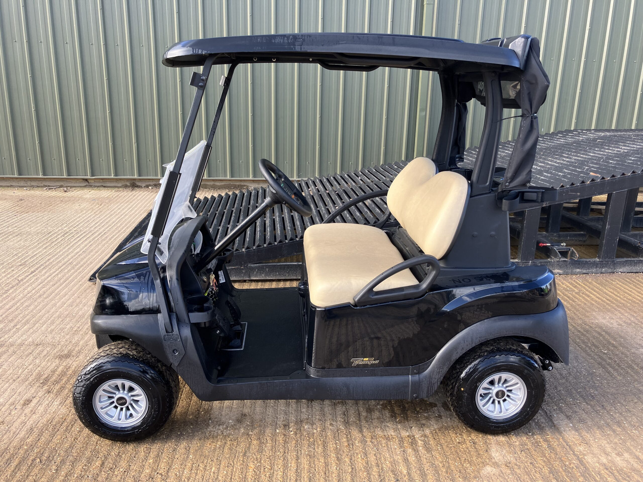 Club Car Tempo Golf Buggy - 골프 카트 : 사진 2 Club Car Tempo Golf Buggy - 골프 카트 : 사진 2