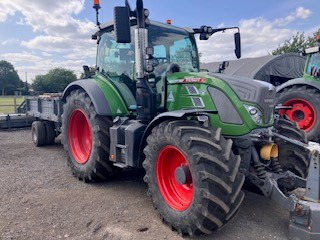 Fendt 516 Power + - 장궤형 트랙터 : 사진 1 Fendt 516 Power + - 장궤형 트랙터 : 사진 1