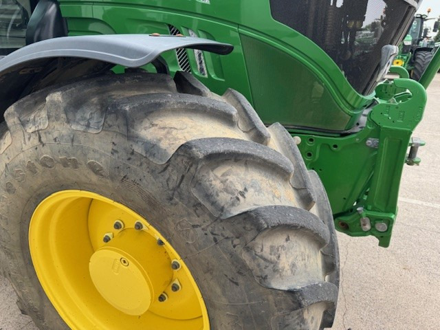 JOHN DEERE 6155M - 장궤형 트랙터 : 사진 5 JOHN DEERE 6155M - 장궤형 트랙터 : 사진 5
