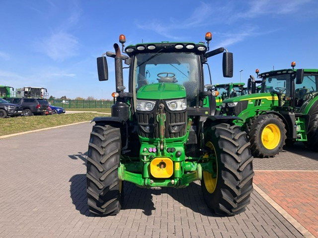 JOHN DEERE 6155R - 장궤형 트랙터 : 사진 2 JOHN DEERE 6155R - 장궤형 트랙터 : 사진 2