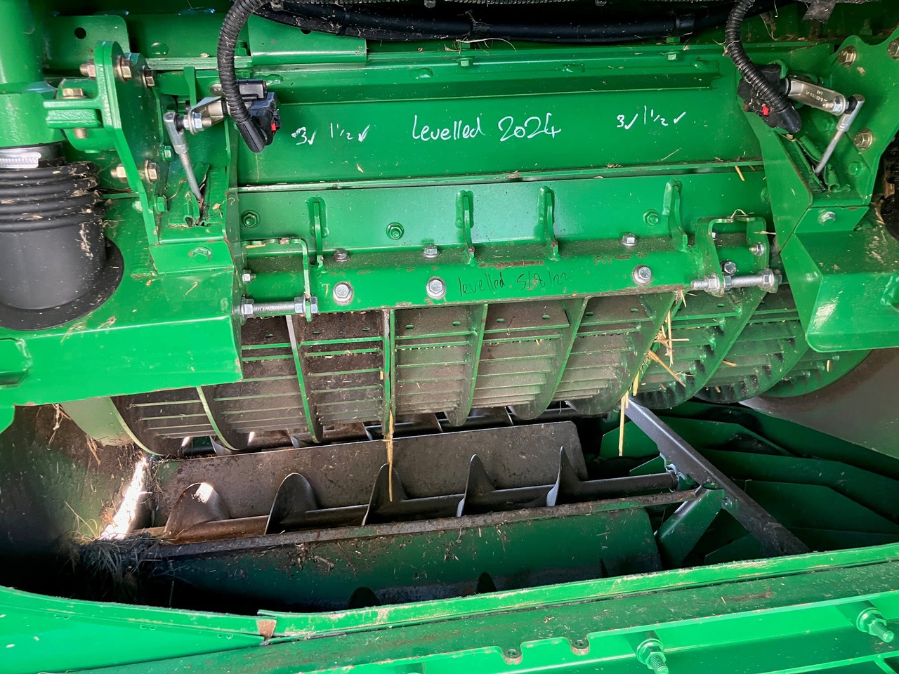 리스  JOHN DEERE S685 TM JOHN DEERE S685 TM : 사진 14