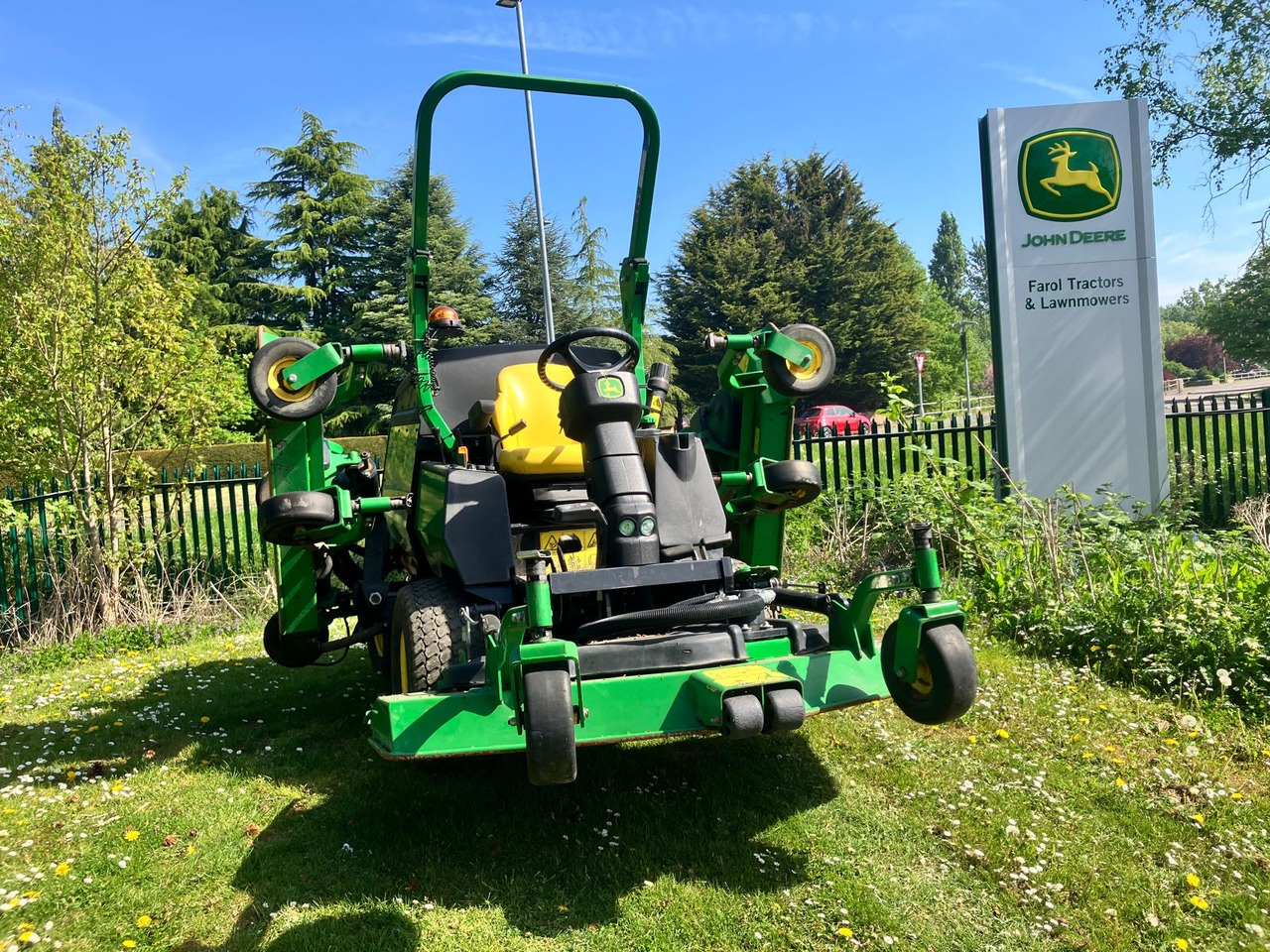 John Deere 1600T Wide Area Mower - 정원 모어 : 사진 2 John Deere 1600T Wide Area Mower - 정원 모어 : 사진 2