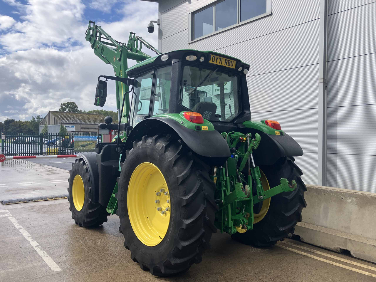 John Deere 6110M - 장궤형 트랙터 : 사진 3 John Deere 6110M - 장궤형 트랙터 : 사진 3