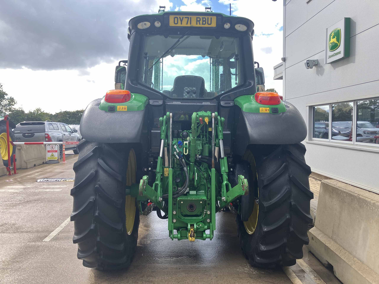John Deere 6110M - 장궤형 트랙터 : 사진 4 John Deere 6110M - 장궤형 트랙터 : 사진 4