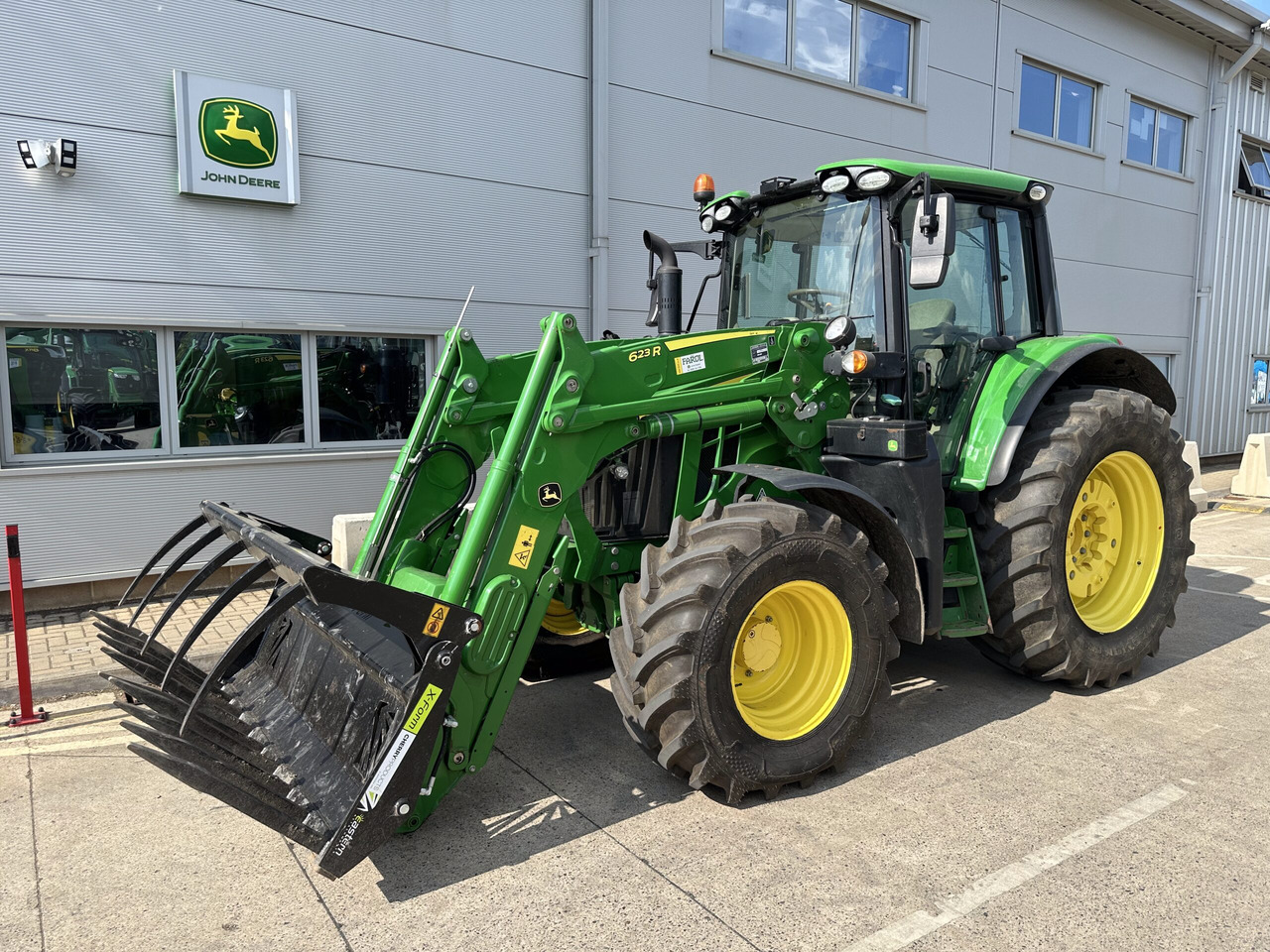 John Deere 6120M - 장궤형 트랙터 : 사진 1 John Deere 6120M - 장궤형 트랙터 : 사진 1