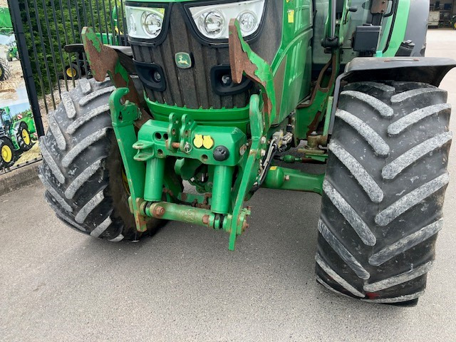 John Deere 6125R - 장궤형 트랙터 : 사진 2 John Deere 6125R - 장궤형 트랙터 : 사진 2