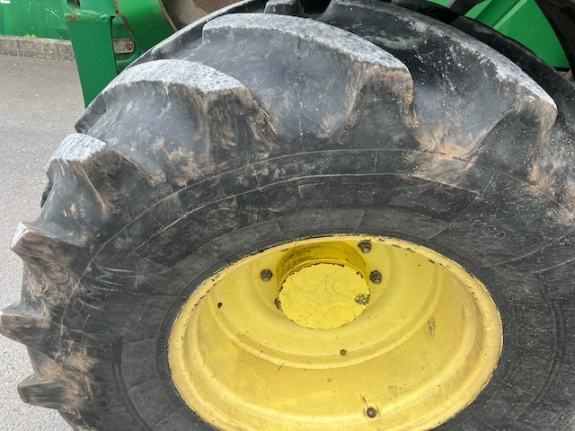 John Deere 6125R - 장궤형 트랙터 : 사진 3 John Deere 6125R - 장궤형 트랙터 : 사진 3