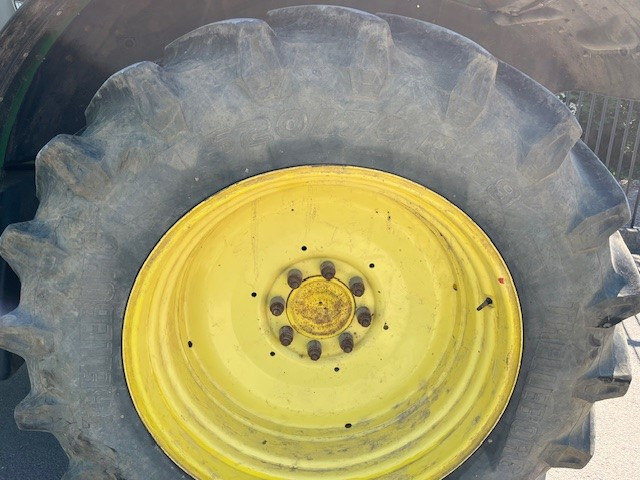 John Deere 6130R - 장궤형 트랙터 : 사진 4 John Deere 6130R - 장궤형 트랙터 : 사진 4