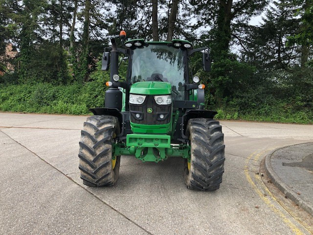 John Deere 6140M - 장궤형 트랙터 : 사진 2 John Deere 6140M - 장궤형 트랙터 : 사진 2